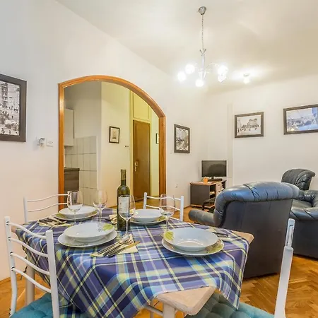 Apartman Juna